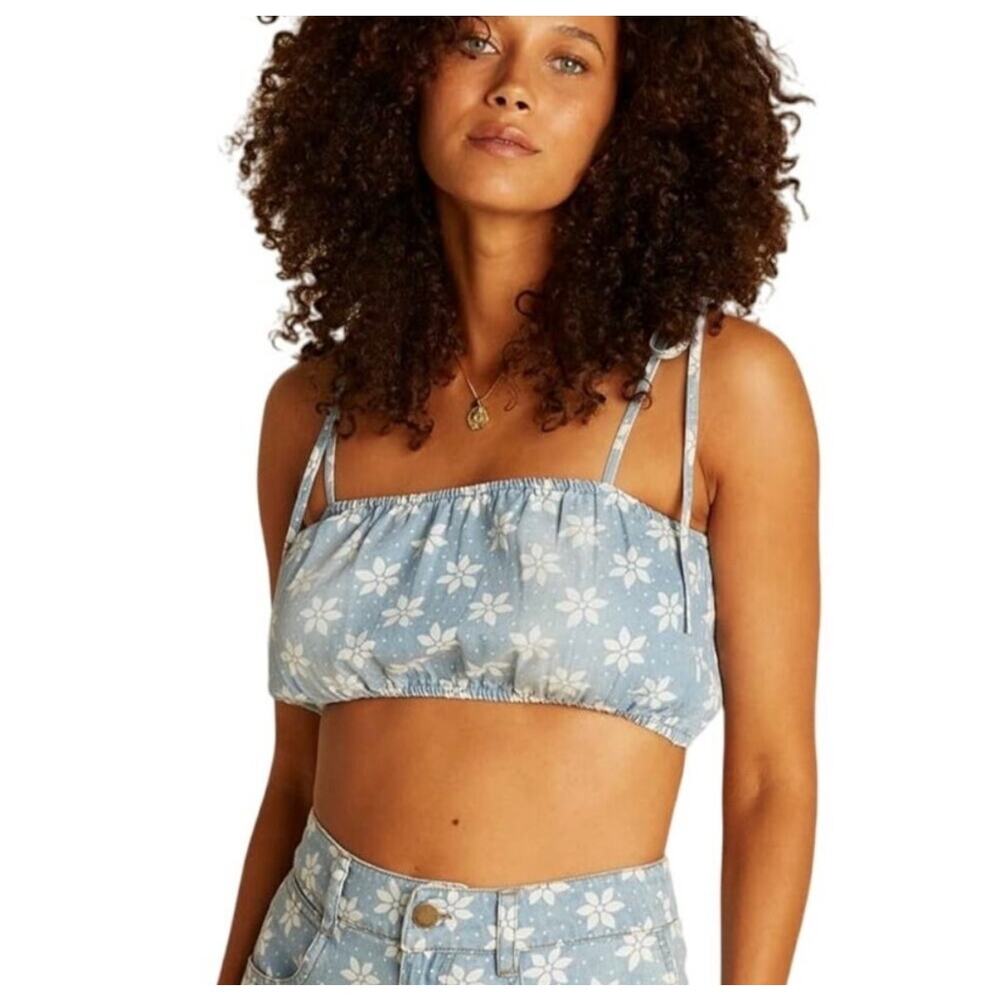 Wrangler billabong perfect fit crop top Floral size small